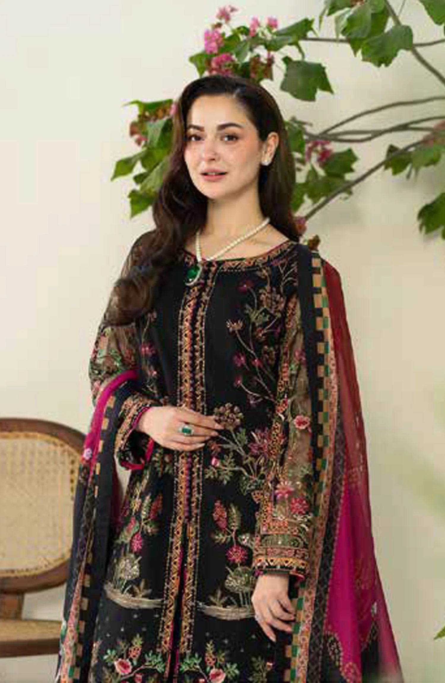 Lawn 3PC Embroidered With Digital Printed Jauqard Dupatta- 5215